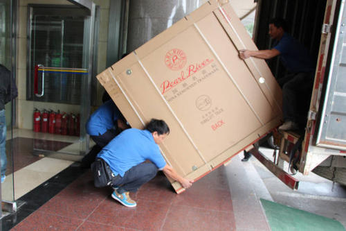 南关钢琴贵重工艺品无忧运